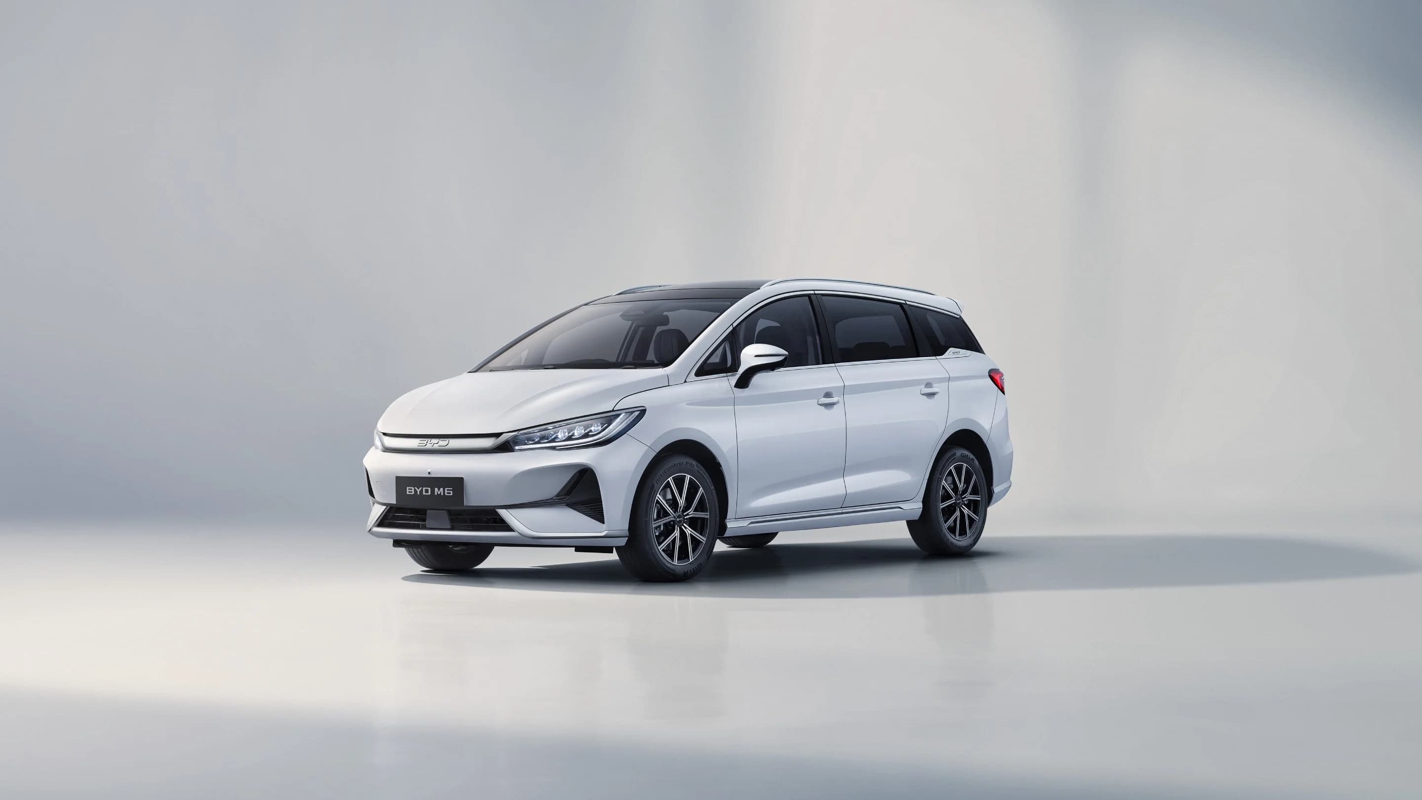 BYD M6 electric MPV family car - Available at BYD BIPO Serpong dealer